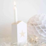 casita-de-madera-portavela-estrella-blanca