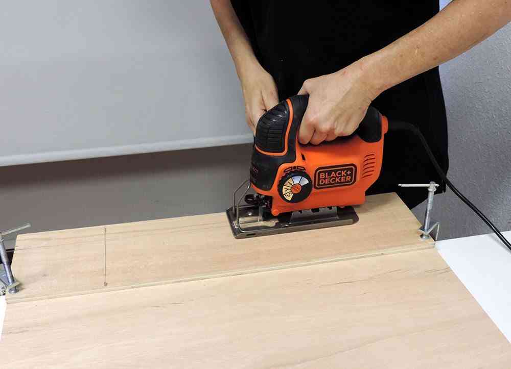 DIY: Haz un panel - estantería para la pared del recibidor 5 panel-estantería cortar estanterías 4 ok