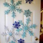 decorar-puertas-de-navidad-copos-1