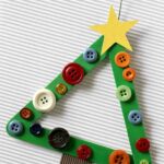 manualidades y adornos de Navidad arbol botones