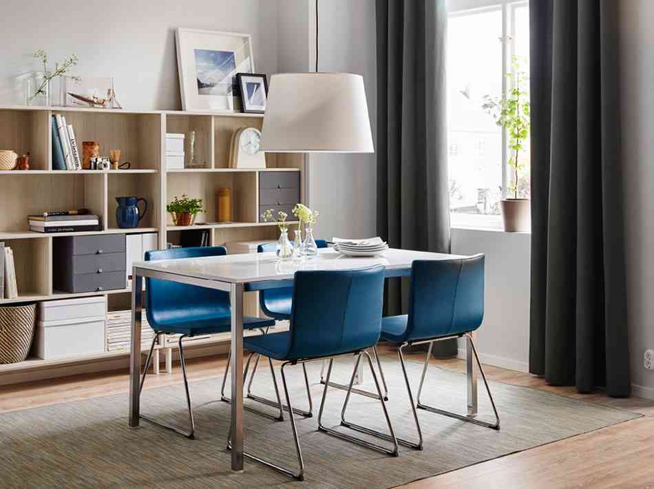 elegir las sillas del comedor Ikea sillas azules