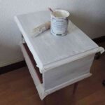 reciclar una mesilla de noche pintar