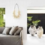 casa en blanco y negro sofa