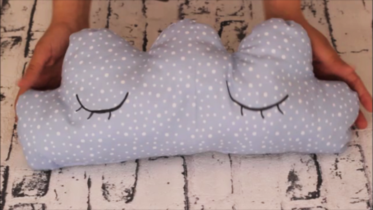 cojín en forma de nube 5
