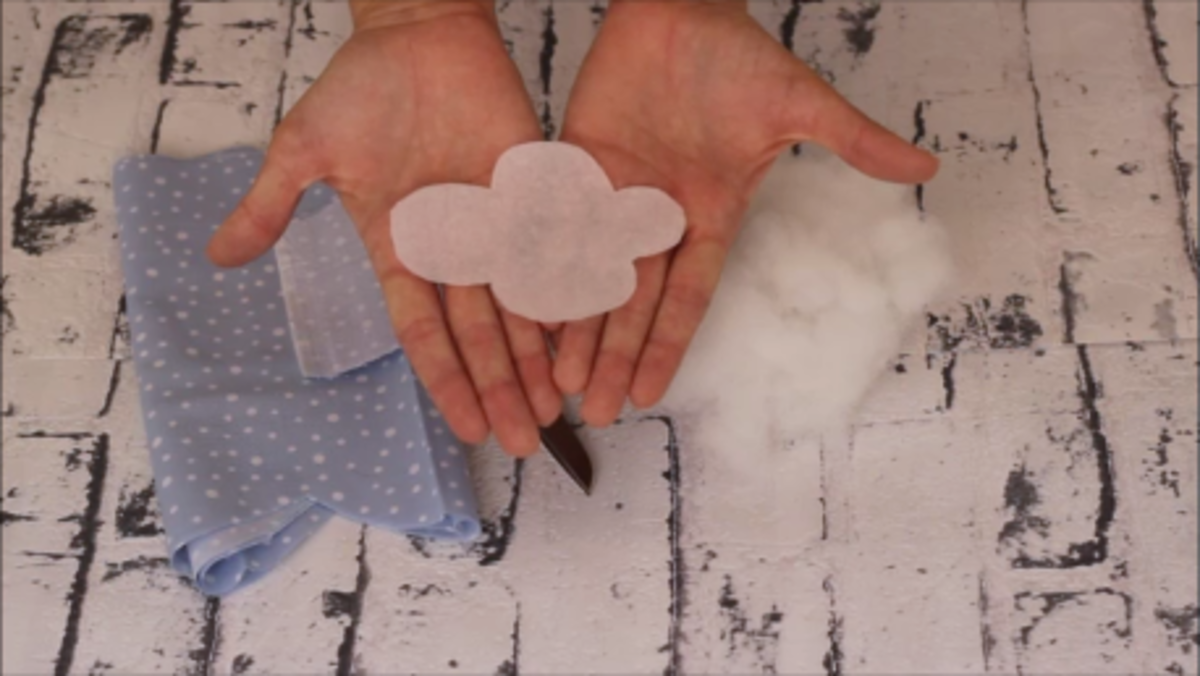 cojín en forma de nube patrón