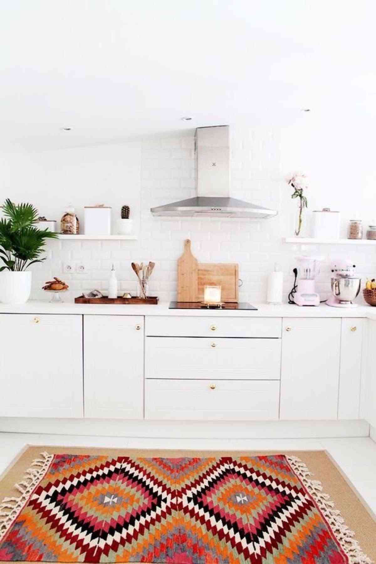 Decoración de pisos en blanco con inspiración minimalista