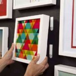 colgar-cuadros-en-paredes-de-pladur-4