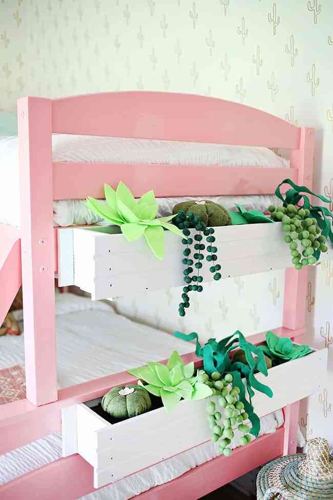 DIY: Cómo hacer cactus de fieltro para la habitación de los niños