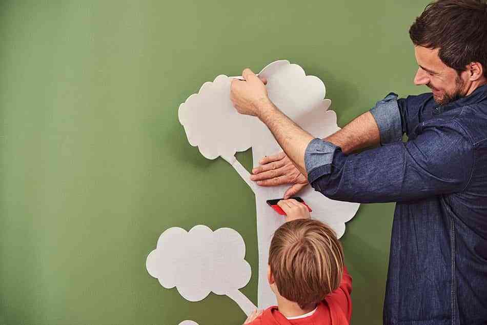 Un vinilo medidor DIY muy decorativo para hacer con tu hijo 6