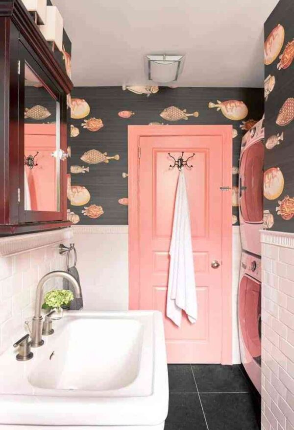 El encanto de tener un cuarto de baño de color rosa
