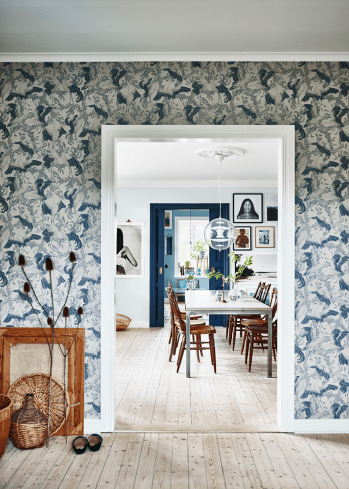 Una casa sueca diferente, atrevida y decorada con mucho color 4