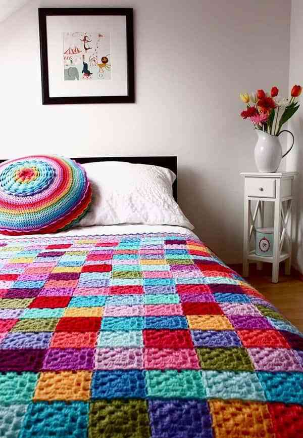 Cómo decorar con crochet y llenar tu casa de color 5