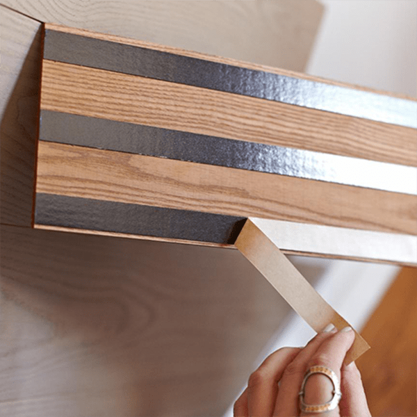 3 proyectos DIY para decorar tu casa con lamas de madera autoadhesivas 9
