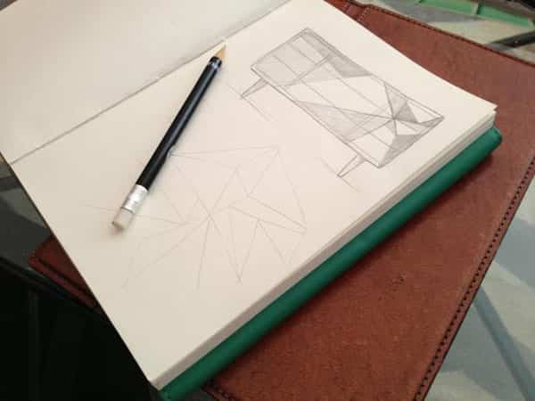 DIY: Cómo restaurar un aparador mid-century modern con pintura y un diseño geométrico 5