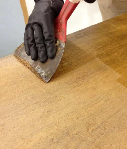 DIY: Cómo restaurar un aparador mid-century modern con pintura y un diseño geométrico 3