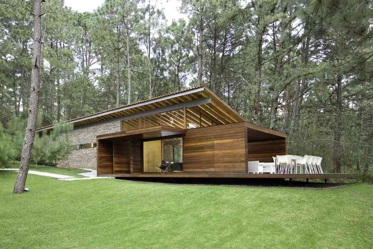Casas de madera combinadas con otros materiales