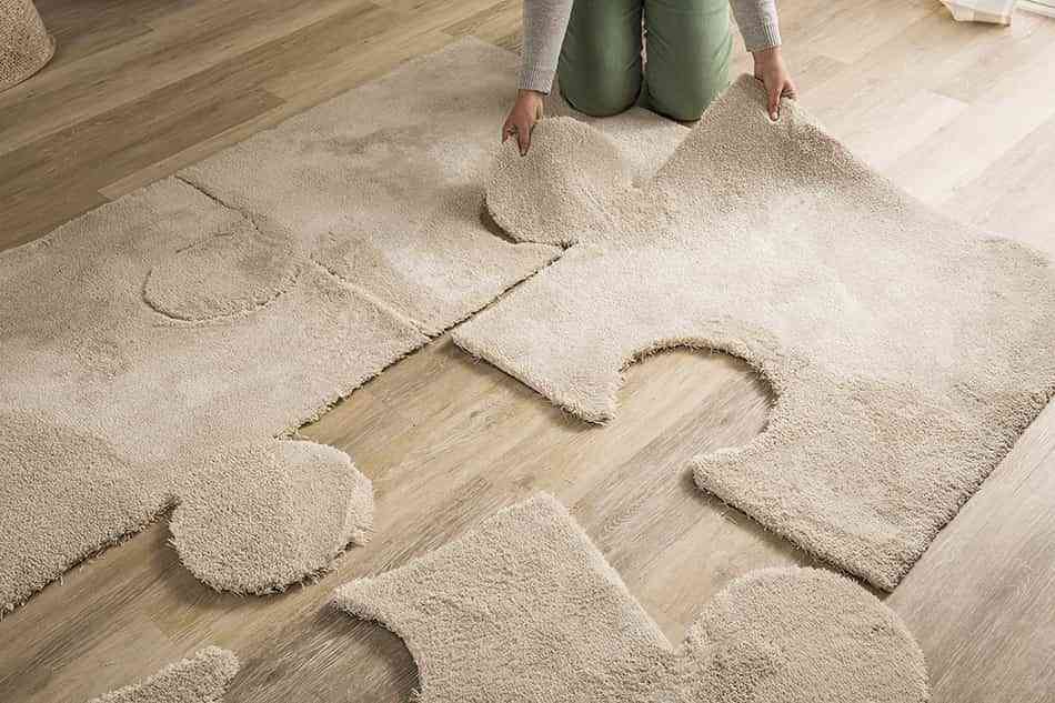 DIY: una alfombra recortada con forma de puzle para decorar cualquier suelo 8
