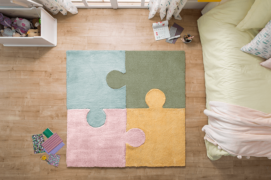 DIY: una alfombra recortada con forma de puzle para decorar cualquier suelo 9