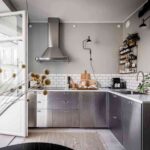 Cómo organizar una cocina sin muebles altos 10