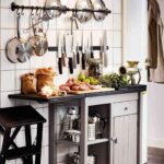 Cómo organizar una cocina sin muebles altos 2