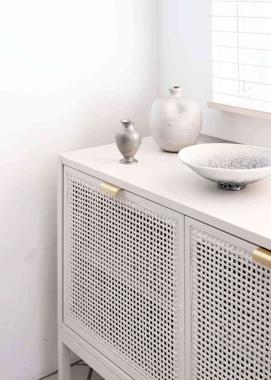 Renueva los muebles de mimbre con un cambio de color