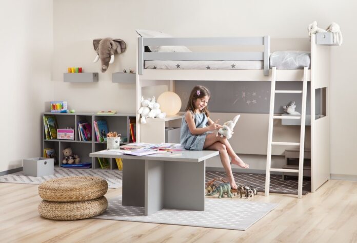 Camas altas para dormitorios infantiles