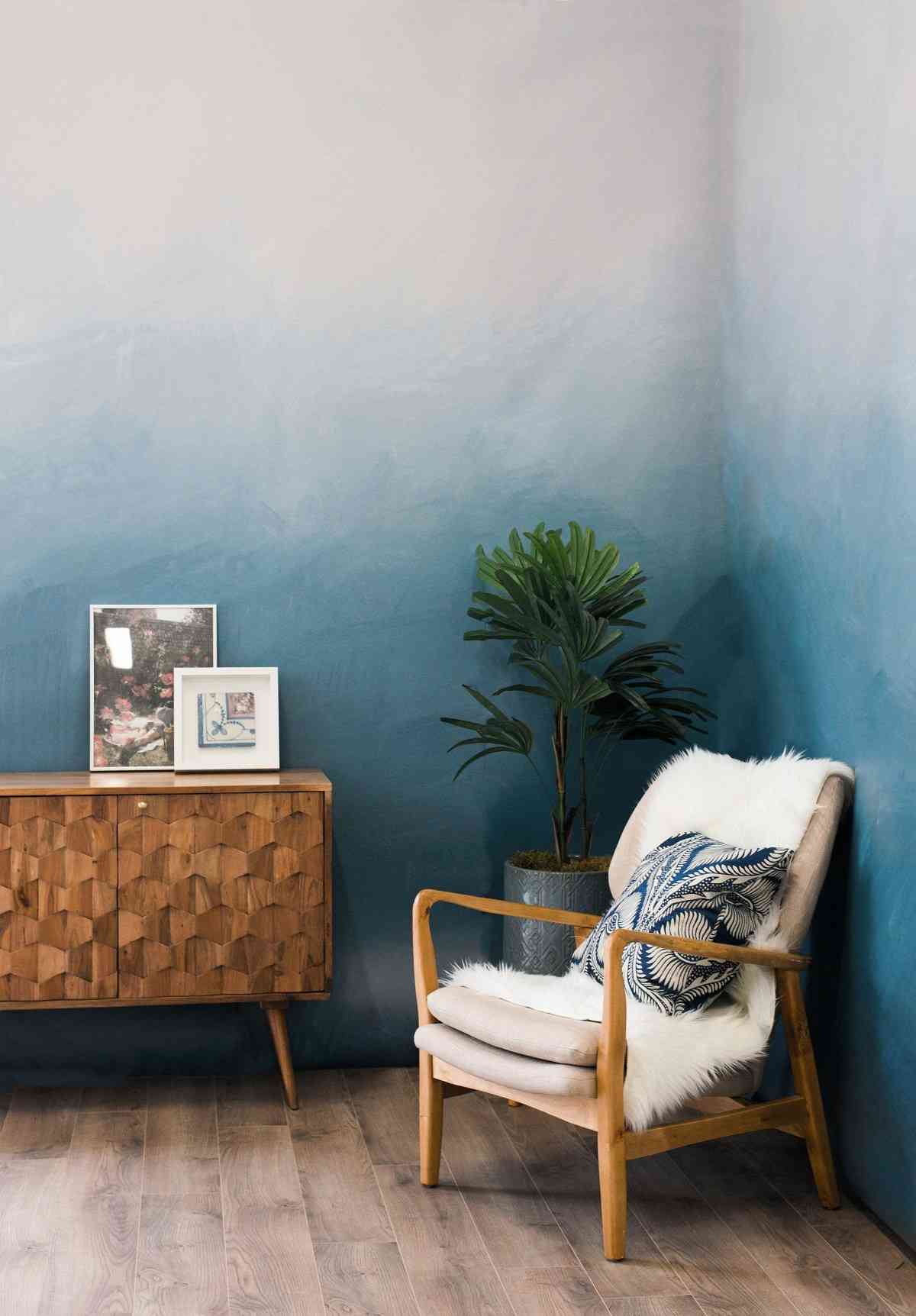Descubre la tendencia decorativa: paredes bicolor 5