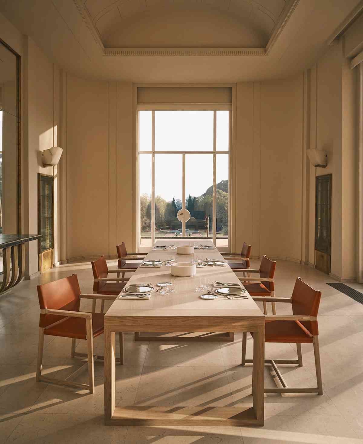Vincent Van Duysen repite su exitosa colaboración con Zara Home en una maravillosa colección para el comedor