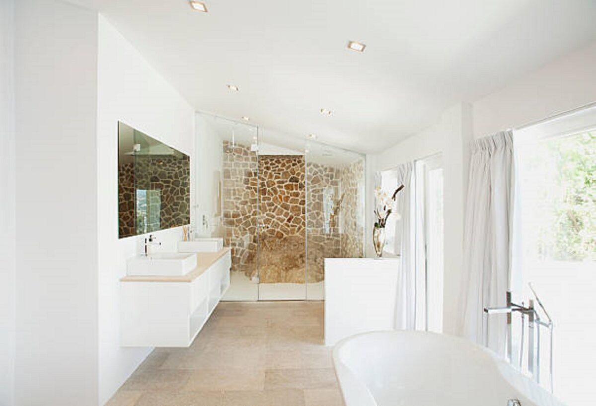 Baños modernos con bañera y ducha para inspirarte 8