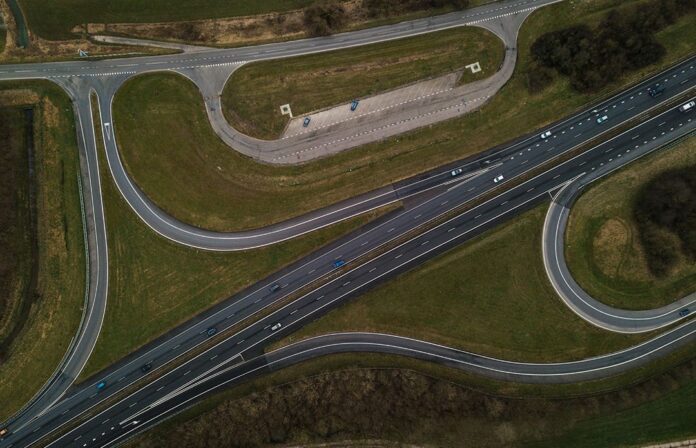 La Dirección General de Carreteras Mejora su Infraestructura con Tecnología Silvia Pastor