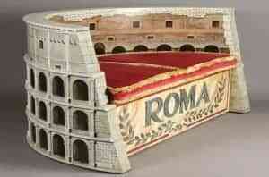 Un sofá inspirado en el Coliseo Romano