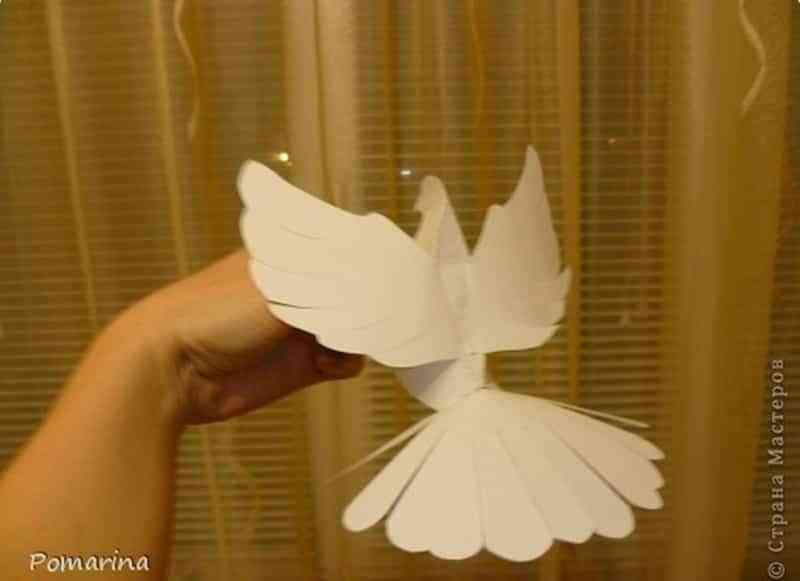 infinito Aplicable Tina Decoración para primera comunión con palomas de papel - Decoración de  interiores | Opendeco