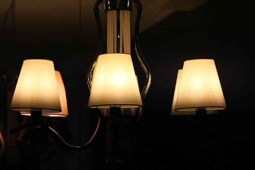 La iluminación del hogar es un complemento indispensable en la decoración del hogar.