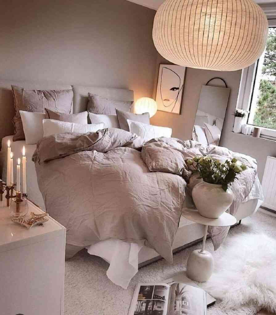 El dormitorio de tu departamento de soltera debes decorarlo de un modo sensual, recuerda que tendrás visitas y tienes que quitar tus peluches.