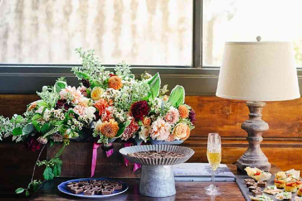 Arreglos florales: 10 ideas para llenar tu casa de color esta primavera 4
