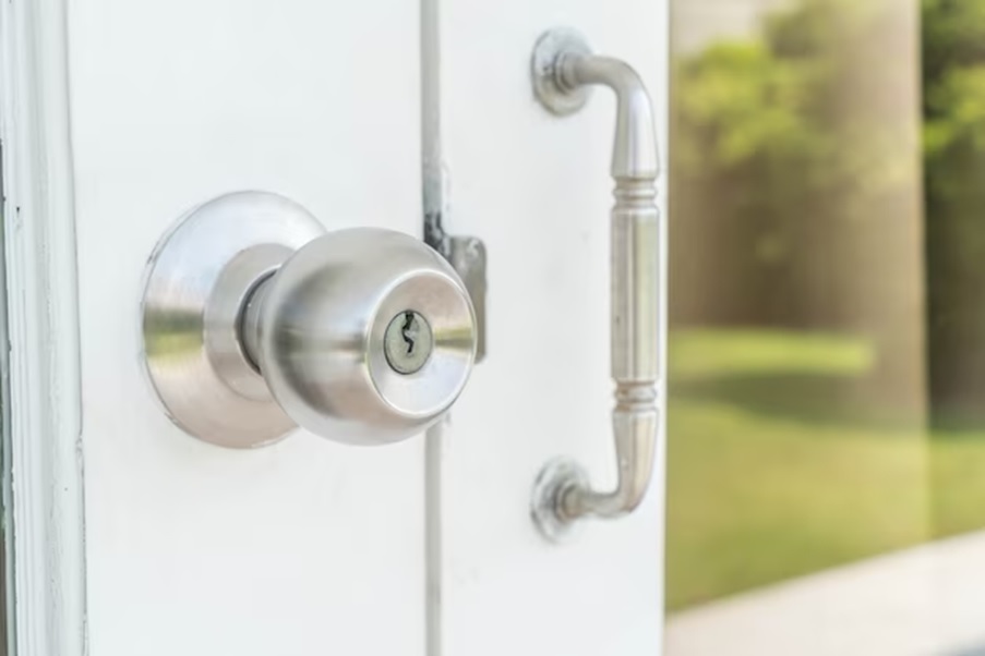 Door handles: their importance in the style of your home 4