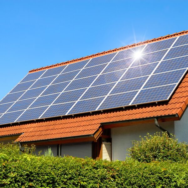 Placas solares en el hogar: una inversión sostenible